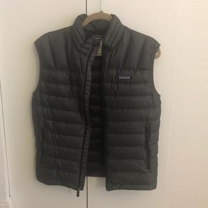 Patagonia Men’s Gray Vest, like-new, size Men’s XS